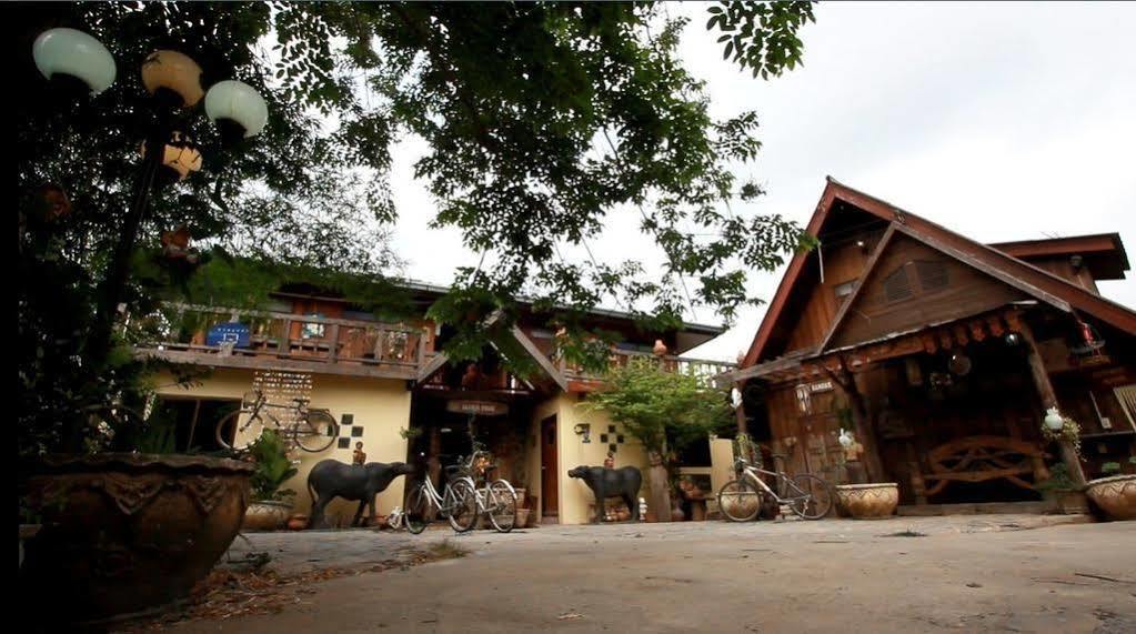 Ban Bua House 1 Appartamento Phra Nakhon Si Ayutthaya Esterno foto